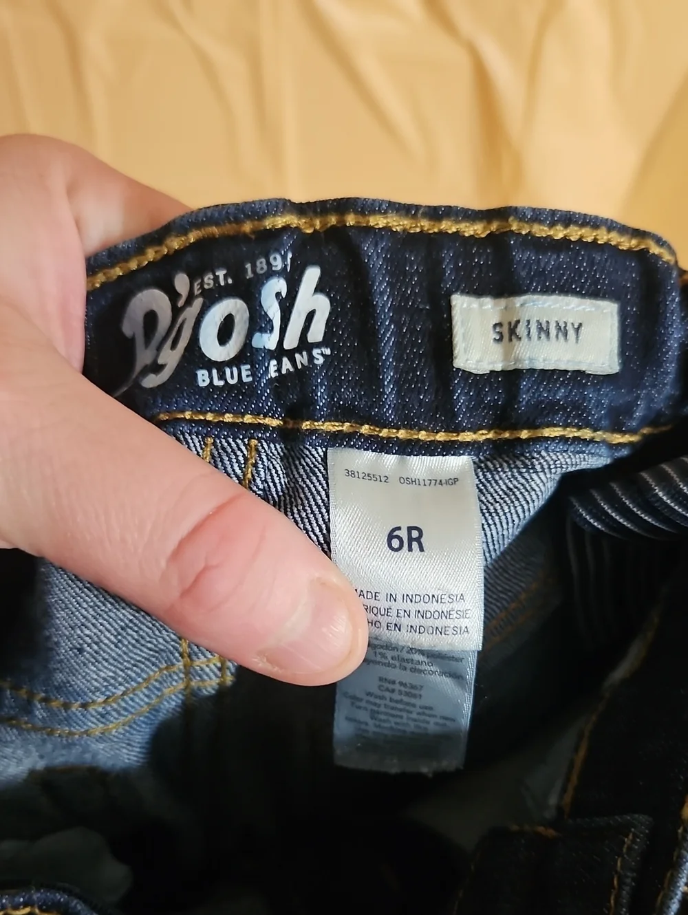 OSH KIDS B'GOSH BLUE JEANS: SKINNY: GREAT CONDITION: SIZE 6R